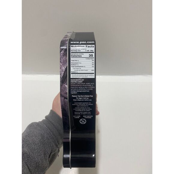 PEZ Candy Game of Thrones Iron Anniversary Limited Edition Gift Tin 4 Dispensers - Picture 5 of 6